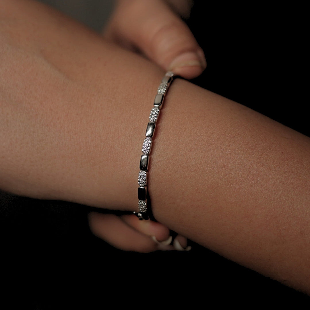 Aurora Link Sterling Silver Kada Bracelet