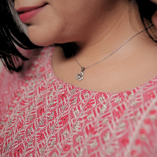 925 Sterling Silver Triple Heart Pendant Necklace Set