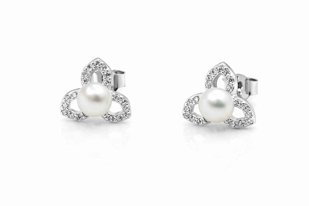 925 Sterling Silver Pearl Stud Earrings with Zircon Accent Design