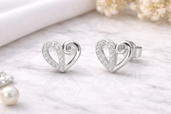 925 Sterling Silver Heart Stud Earrings with Sparkling Zircon